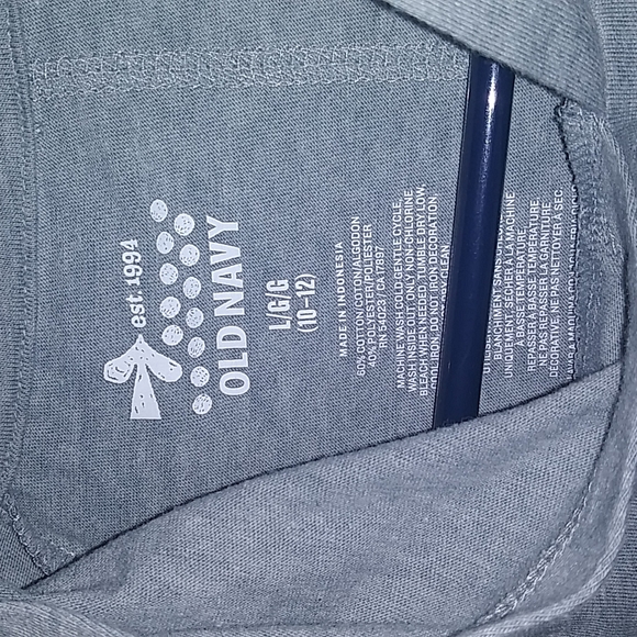 Old Navy - Picture 3 of 3